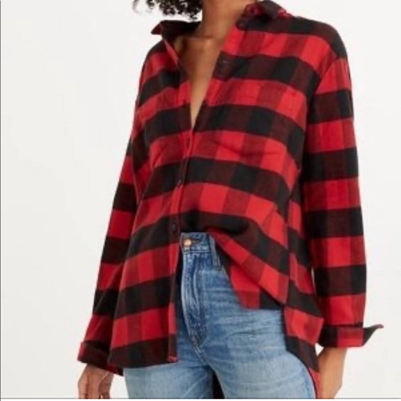 Madewell Tops - Madewell Oversized Flannel ❤️🖤